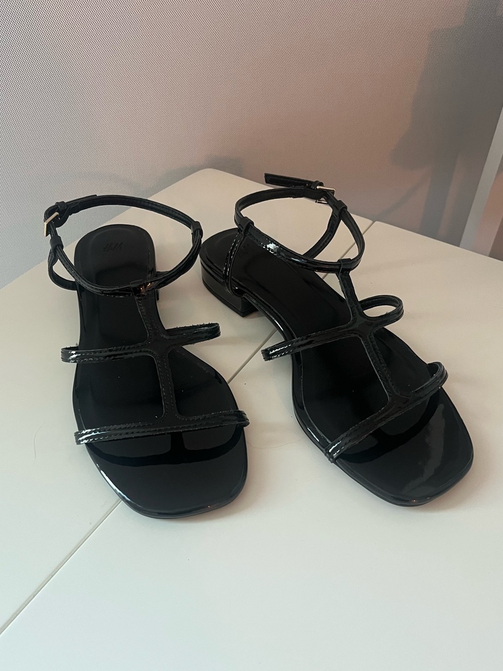 H&M Black patent leather sandals